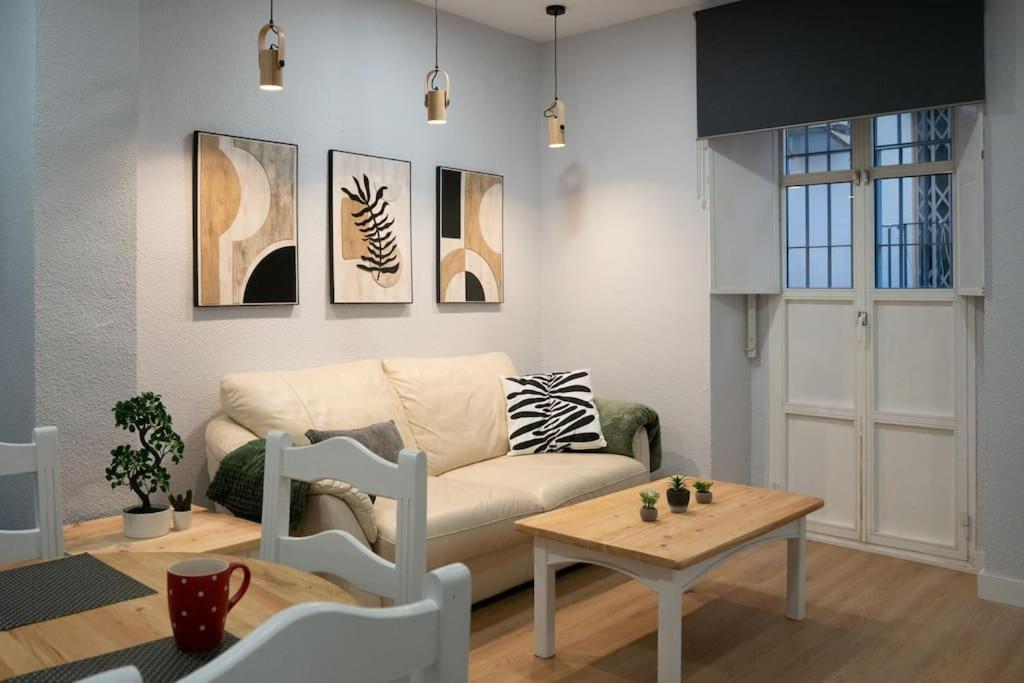 Apartamentos Alfaqueque B Sevilla Buitenkant foto